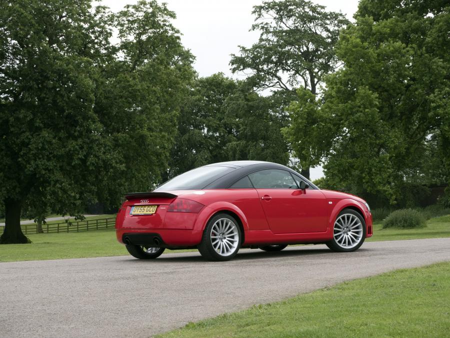  Audi TT Quattro Sport (8N) 2005 года  (UK) (фото 7 из 9)